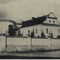 Берасце. Выява былога касцела Пана Езуса і Святога Казіміра калегii езуiтаў. Выгляд з боку апсiды. Фота мiжваеннага перыяду II Рэчы Паспалiтай сярэдзiны 1930-х гг. Апублiкавана - Budownictwo wojskowe - 1936г.