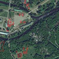 Сумяшчэнне сучаснага аэрафотаздымка з пазначэннем былых кляштараў сярэднявечнага горада, перабудаваных пад патрэбы фартэцыi.
Чырвоным пазначаны:
...
3. Былы кляштар аўгустынаў з касцёлам Святой Тройцы
...
Фотамантаж by A. Nevar 2019г.