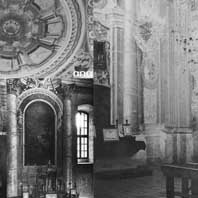 Гарадзiшча (Пiнскi раён) Выява iнтэр'ераў касцёла св. Ганны былога кляштара бенедыктынаў. 1930-я гг. Калаж з фота NAC (Narodowe Archiwum Cyfrowe) Апублiкавана на сайце radzima,org Электронны рэсурс - http://www.radzima.org/be/object-photo/6130.html