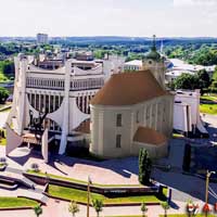 Графiчная рэканструкцыя касцёла Нараджэння Панны Марыi, Св. Антонiя i Казiмiра кляштару бернардынак у Гораднi. Выгляд да
		перабудовы на царкву ў другой палове XIXст. 3D мадэль, фотамантаж by A. Nevar. 2019г.
		