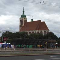 Гiпатэтычная графiчная рэканструкцыя былога фарнага касцёла (фара Вiтаўта) на перыяд пачатку XVIIст. (першапачатковы выгляд мураванай святынi да пазнейшых перабудоў) 3D-мадэль, фотамантаж by А.Невар, арыгiнальныя здымкi by А. Серада - 2015г.