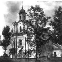 Котчына (Мастоўскi раён). Выява былога касцёла дамiнканцаў. Выгляд на пачатак XX ст. Фота 1939г. з архiву IS PAN, апублiкавана - Boberski W. Maryjne sanktuarium karmelitow w Bialyniczach: Architektura i sztuka Bialoruskiej Czestochowy // Sztuka Kresow Wschodnich: materialy sesji naukowej. Tom 6. — Krakow, 2006. S. 144