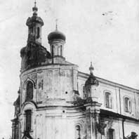 Лапенiца Вялiкая (Грыневiчы). Выява галоўнага фасада былога касцёла пры кляштары францысканцаў перабудаванага пад праваслаўную царкву. Фота 1920-х гг. Крынiца - volkovysk .by Электронны рэсурс - https://wikipedia.org