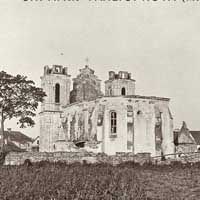 Iвянец (Валожынскi раён). Выява фарнага касцёла св. Тройцы. Фота пачатку XXст. (1900-я гг.) Крынiца - Цэнтральная навуковая бібліятэка імя Якуба Коласа Нацыянальнай акадэміі навук Беларусі, Апублiкавана - Uladzimir Parfianok, эл. архіў галерэі NOVA. Электронны рэсурс - https://commons.wikimedia.org