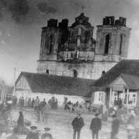 Iвянец (Валожынскi раён). Выява фарнага касцёла св. Тройцы. Фота пачатку XXст. (да 1913г.) Апублiкавана - Сайт Івянца Электронны рэсурс - https://commons.wikimedia.org