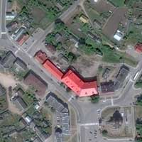 Iвянец (Валожынскi раён). План Iвянца 1908г. у накладаннi на сучасны аэрафотаздымак Гугл з пазначэннем месцазнаходжання былога фарнага касцёла св.Тройцы i царквы св. Ефрасіннi Полацкай на яго месцы у наш час (А. Nеvar 2018г.)