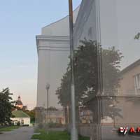 Нясвiж. Гiпатэтычная графiчная рэканструкцыя касцёла Св. Кацярыны былога кляштара бернардзiнцаў. Выгляд на перыяд пачатку XIX ст. (перабудова пасля пажару 1793г.) 3D мадэль (2017г.), арфгiнальныя фота (18.08.2019г.), фотамантаж - by A. Nevar (2019, 2020гг,)