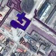 Нясвiж. Накладанне мапы горада пачатку XIX ст. (ОРРНБ) на сучасны ?Гугл-аэрафотаздымак. Сiнiм колерам пазначаны контур былога кляштара бернардзiнцаў. Фотамантаж - А.Невар. 2017г