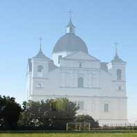 Глуск (Глуск-Дубровiцкi). Графiчная рэканструкцыя былога касцёла бернардзiнцаў на тэрыторыi Глускага замка. 3D мадэль, фотамантаж - А. Невар. Арыгiнальнае фота - М. Волкаў 2017г