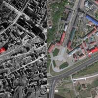 Магiлеў. Месцазнаходжанне Спаса-Праабражэнскай царквы Магілёўскага Спаскага манастыра (пазначаны чырвоным) на аэрафотаздымку часоў Другой сусветнай вайны (1943г., выявы з прыватнай калекцыi Фотагісторыя Магілёва (mogilev-history.blogspot.com) by Давід Алег Лісоўскі у параўнаннi з сучасным аэрафотаздымкам Яндэкс. Фотамантаж by A. Nevar, 2020г.