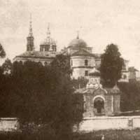 Пустынкi (Мсцiслаўскi раён) Панарама Пустынкаўскага Свята-Успенскага манастыра (на дальнiм плане -Успенскi сабор). Фота пачатку XXст. ( 1909г). Апублiкавана - I.М. Слюнькова (Манастыры усходняй i заходняй традыцый. Спадчына архiтэктуры Беларусi - М.:Прогресс-Традиция 2002г. 506 стар.) Электронны рэсурс - https://orda.of.by