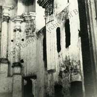 Пустынкi (Мсцiслаўскi раён) Выява iнтэр'ера былога базылiянскага Успенскага сабора Пустынкаўскага Свята-Успенскага манастыра. Фота 1939г. Author - Аляксей Вінэр, Апублiкавана - Фонды Царкоўна-гістарычнага музэя Менскай духоўнай акадэміі. Нацыянальны гістарычны архіў Беларусі. Калекцыя лічбавых копіяў № 19 Дакумэнты з фондаў Царкоўна-гістарычнага музэя Менскай духоўнай акадэміі. Электронны рэсурс - https://commons.wikimedia.org/wiki/
