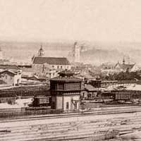 Вiльня (Vilnius, Wilno).Выява касцёла Св. Юзафа Абручнiка (sw. Jozefa Oblubienca) кляштару кармелiтак босых на панарамным фота фота горада i чыгуначнага вакзала з раёна Новы Свет. Аўтар фота - В. Захарчык 1865г. Крынiца - nuotrauka publikuota Stanislaw Filibert Fleury, LNM, 2007, il.87; Апублiкавана - Форум о Вильнюсе 14.06.09