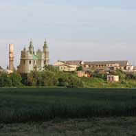 Беразвечча (Глыбокае). Графiчная рэканструкцыя Петрапаўлаўскай царквы былога кляштару базылiянаў. 3D-мадэль, фотамантаж by А.Невар, арыгiнальны фотаздымак by darriuss - 2015г