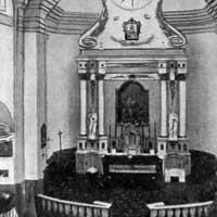 Губіна (Камень), Францысканскі касцел св. Антонія. Інтэр'ер. 1913 Zyskar F. J. Nasze koscioly: opis ilustrowany wszystkich kosciolow i parafji znajdujacych sie na obszarach dawnej Polski i ziemiach przyleglych. T. 1: Archidjecezja mohylowska. Z. 23: Dekanat lepelski. Warszawa — Petersburg, 1913. S. 399. S. 404. . Электронны рэсурс - be-tarask.wikipedia.org