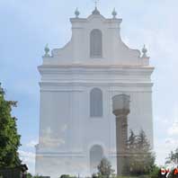 Асвея (Верхнедзвiнскi раён) Графiчная рэканструкцыя касцёла Найсвяцейшай Тройцы былога кляштара мiсiянераў. 3D мадэль, фотамантаж - А. Невар. Арыгiнальнае фота - Сяргей Харэўскі. 2017г.