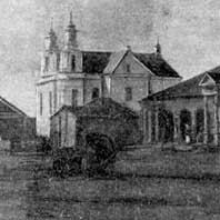 Смаляны. Выява касцёлу Найсвяцейшай Дзевы Марыі былога кляштару дамiнiканцаў. Старажытнае фота да 1918г. Апублiкавана - Асіноўскі С. Орша. Залатыя стрэлы на блакітным полі. Менск: Полымя, 1997. С. 299. Электронны рэсурс - wikipedia.org